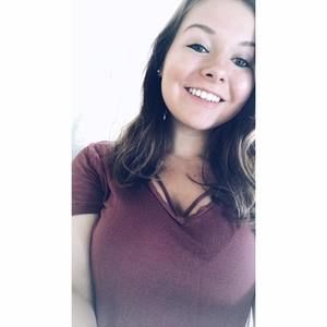 Meet your Posher, Corinne